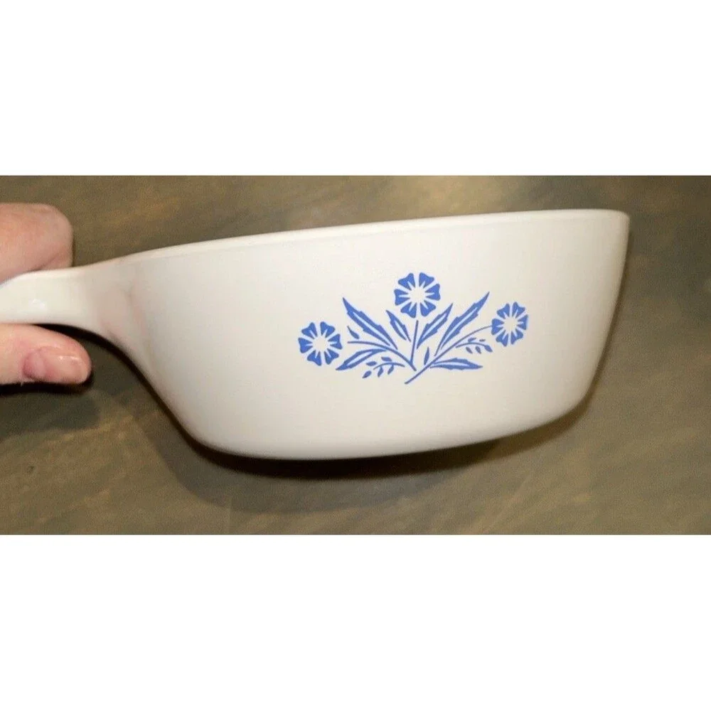 Vintage Corning Ware Blue Cornflower 1 Pint Sauce Pot P-81-B No Lid Pristine